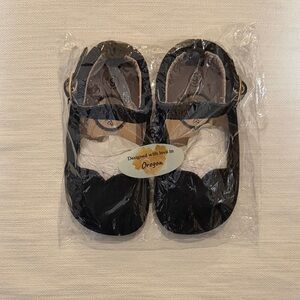 Size 6 Little Love Bug Black Mary Jane. NWT. In original packaging.